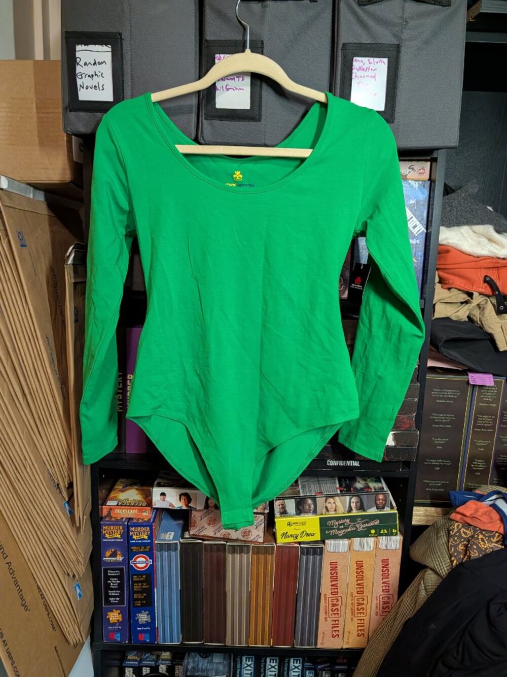 Natural Uniforms NWT Green Long Sleeve Scoop Neck Bodysuit Size Medium